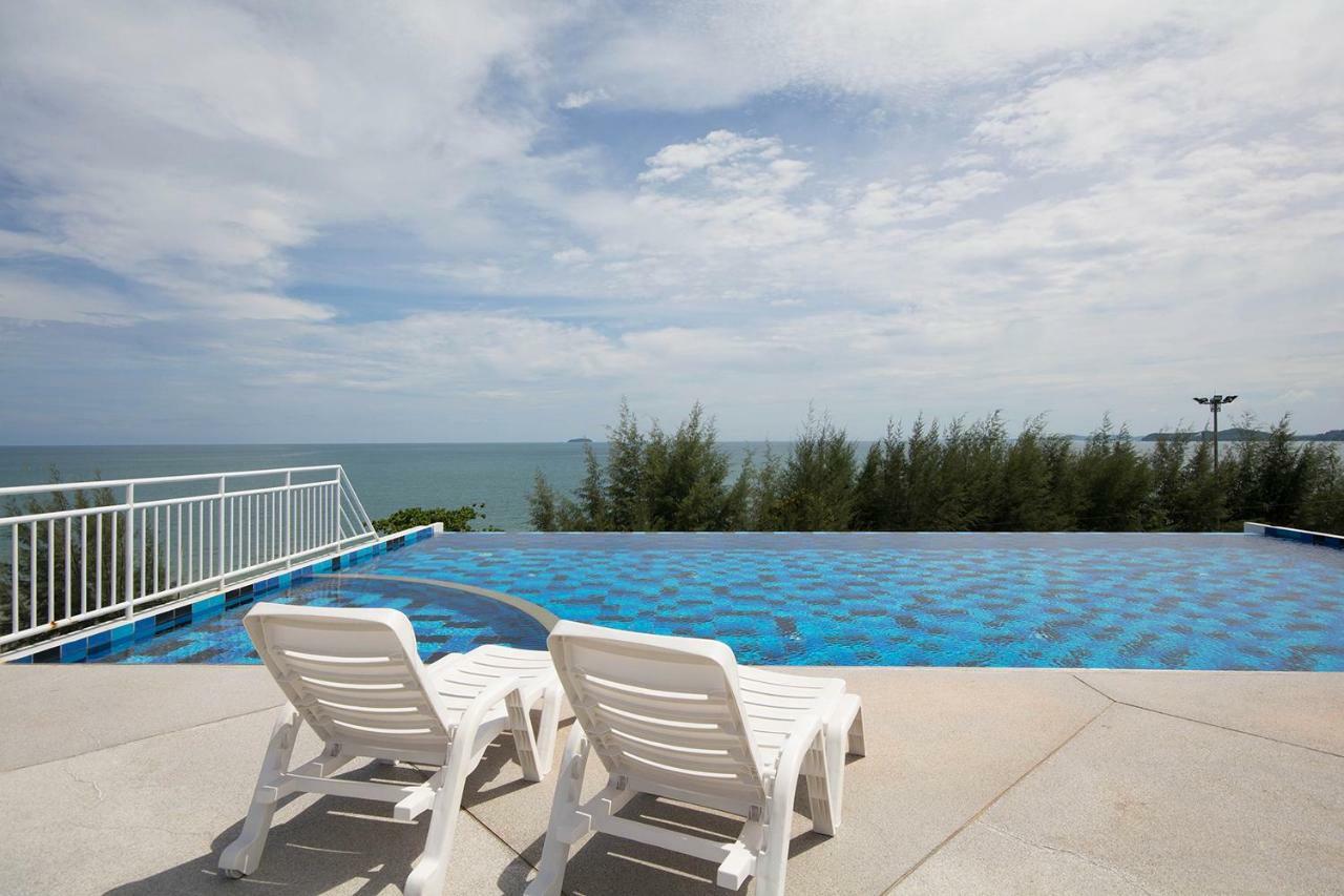 Grandbeach Condo By Malai Rayong Extérieur photo