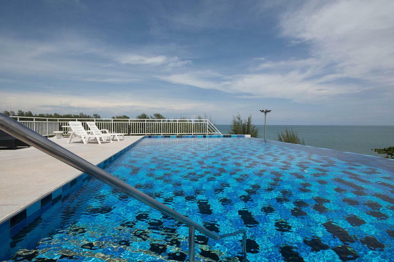 Grandbeach Condo By Malai Rayong Extérieur photo